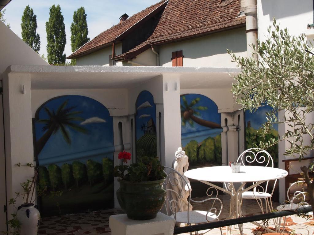 Hotel Au Petit Bearn Salies-de-Béarn エクステリア 写真