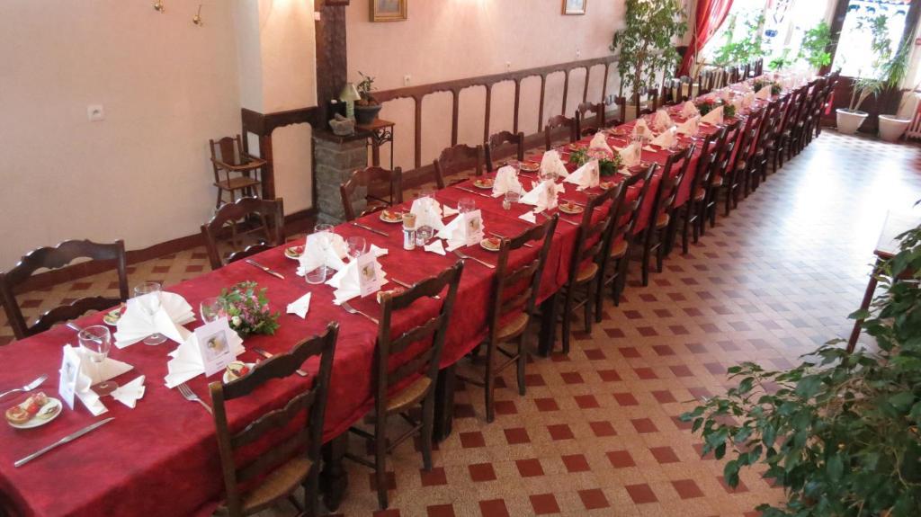Hotel Au Petit Bearn Salies-de-Béarn エクステリア 写真
